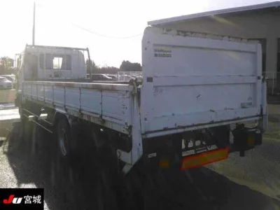 Isuzu FORWARD  с аукциона в Японии