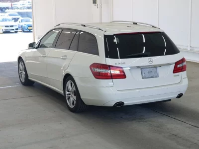 Mercedes-Benz E CLASS WAGON