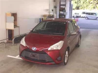 Toyota VITZ лот № 233 оценка 3.5  с аукциона в Японии 3