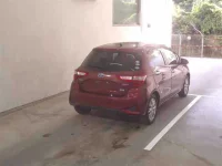 Toyota VITZ лот № 233 оценка 3.5  с аукциона в Японии 4