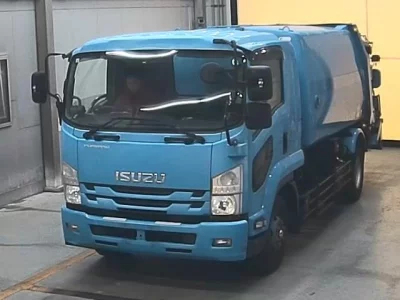 Isuzu FORWARD  с аукциона в Японии