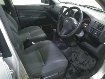 Toyota SUCCEED  с аукциона в Японии