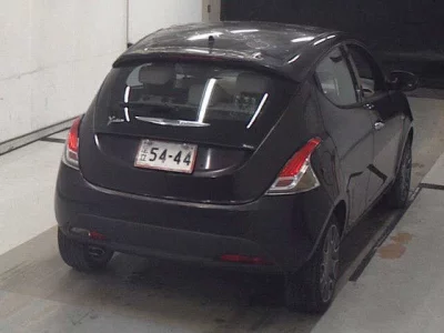 Chrysler Ypsilon  с аукциона в Японии