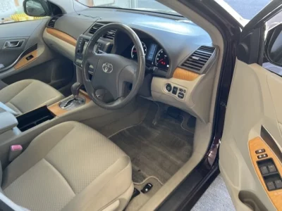 Toyota PREMIO  с аукциона в Японии