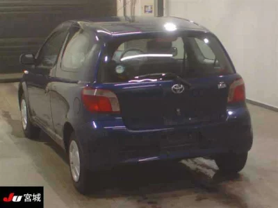 Toyota VITZ  с аукциона в Японии