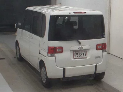 Daihatsu TANTO  с аукциона в Японии