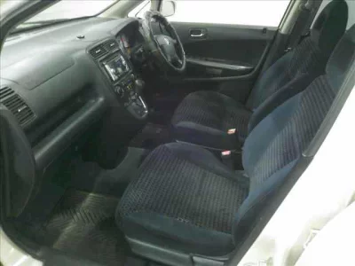 Honda STREAM  с аукциона в Японии