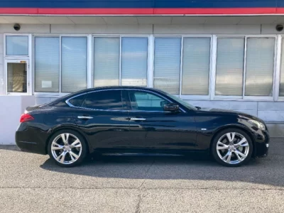 Nissan FUGA  с аукциона в Японии