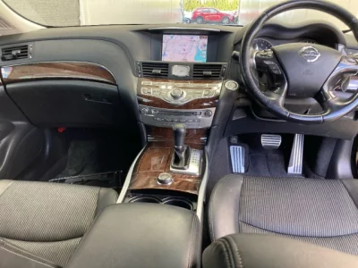 Nissan FUGA  с аукциона в Японии