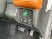 Honda VEZEL лот № 3002 оценка 4  с аукциона в Японии 4