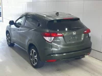 Honda VEZEL лот № 3002 оценка 4  с аукциона в Японии 1