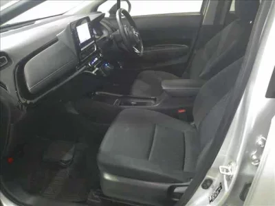 Toyota AQUA  с аукциона в Японии