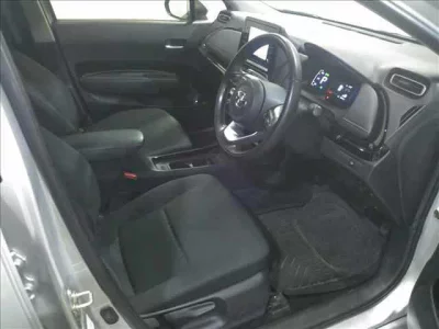 Toyota AQUA  с аукциона в Японии