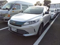 Toyota HARRIER лот № 85 оценка 4.5  с аукциона в Японии 3