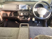 Toyota PASSO лот № 3008 оценка 3.5  с аукциона в Японии 3