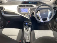 Toyota AQUA лот № 3007 оценка 3.5  с аукциона в Японии 3