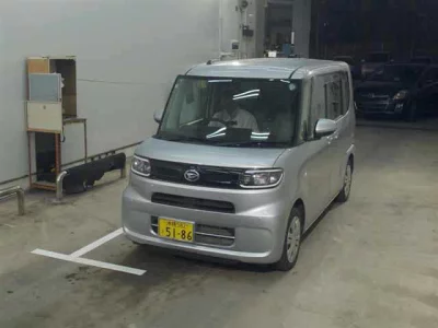 Daihatsu TANTO  с аукциона в Японии