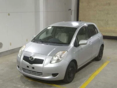 Toyota VITZ  с аукциона в Японии