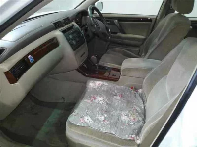 Toyota CROWN  с аукциона в Японии