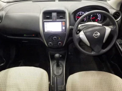 Nissan TIIDA LATIO