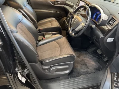 Nissan ELGRAND  с аукциона в Японии