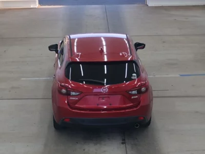Mazda AXELA  с аукциона в Японии