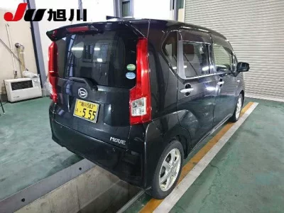 Daihatsu MOVE  с аукциона в Японии