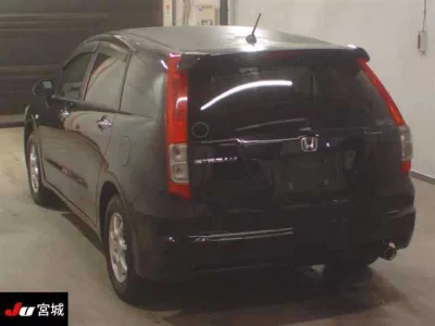 Honda STREAM  с аукциона в Японии