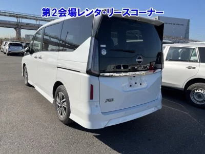Nissan SERENA  с аукциона в Японии