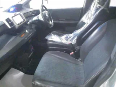 Honda FREED  с аукциона в Японии