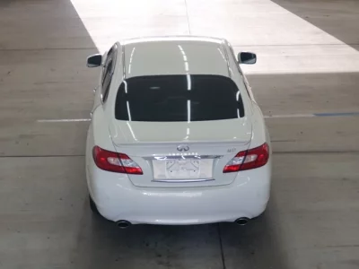 Nissan FUGA  с аукциона в Японии