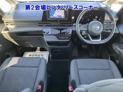 Nissan SERENA  с аукциона в Японии
