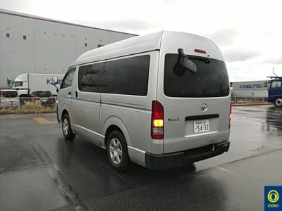 Toyota HIACE VAN  с аукциона в Японии