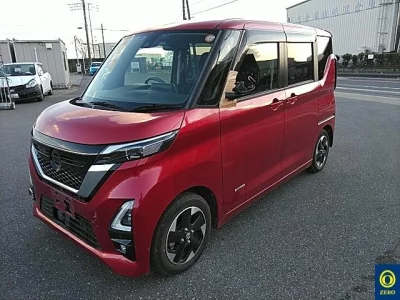Nissan ROOX  с аукциона в Японии