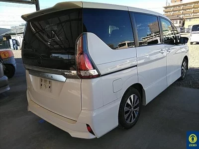 Nissan SERENA  с аукциона в Японии