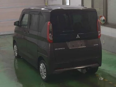 Mitsubishi EK SPACE  с аукциона в Японии