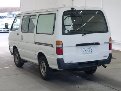 Toyota HIACE VAN  с аукциона в Японии