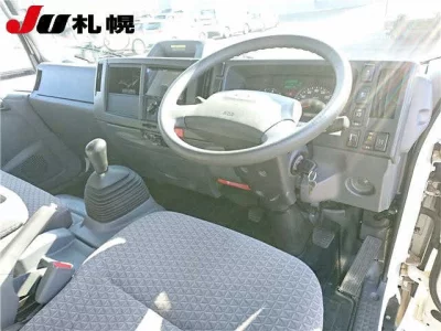 Isuzu ELF  с аукциона в Японии