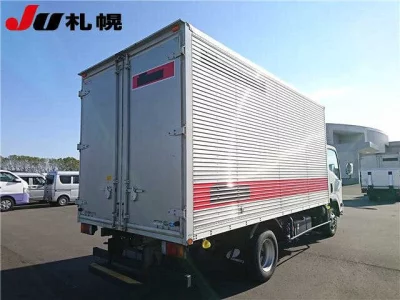 Isuzu ELF  с аукциона в Японии