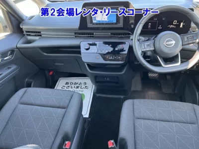 Nissan SERENA  с аукциона в Японии