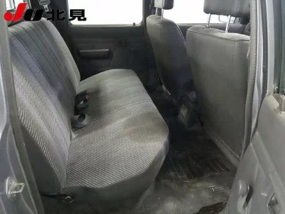 Toyota HILUX  с аукциона в Японии