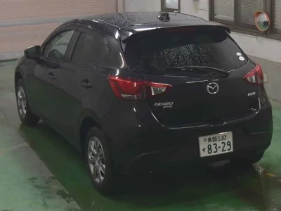 Mazda DEMIO