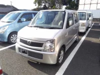 Mazda AZ WAGON лот № 110 оценка 3.5  с аукциона в Японии 3