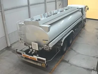 Mitsubishi FUSO TRUCK  с аукциона в Японии