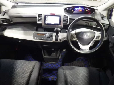 Honda FREED  с аукциона в Японии