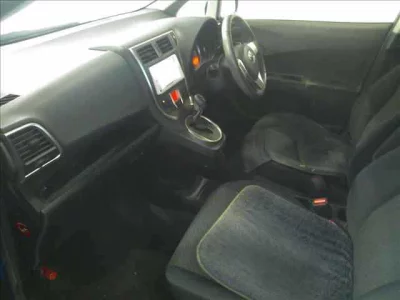 Toyota RACTIS  с аукциона в Японии