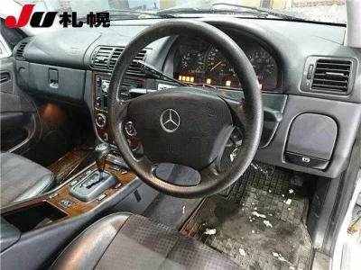 Mercedes-Benz ML CLASS