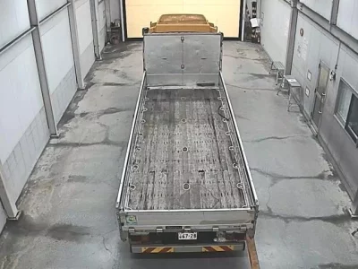 Isuzu FORWARD  с аукциона в Японии