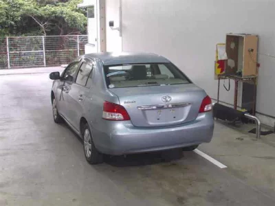 Toyota BELTA  с аукциона в Японии