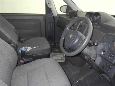 Toyota PORTE  с аукциона в Японии